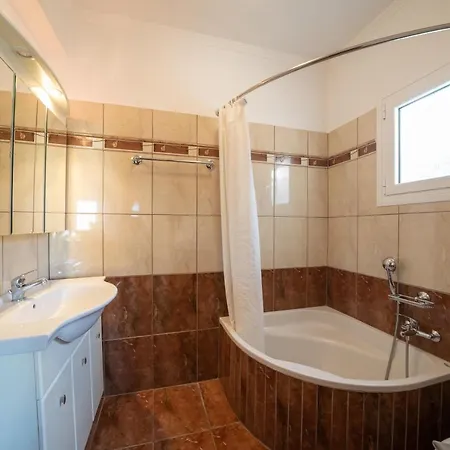 Kefalonia View Apartment Karavomylos